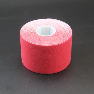 KT trak kolena